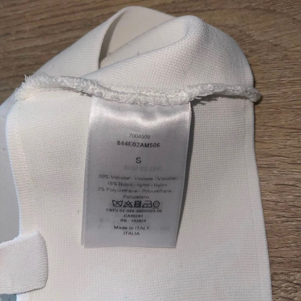 Crop top Christian Dior.. AUTHENTIC - Picture 4 of 5